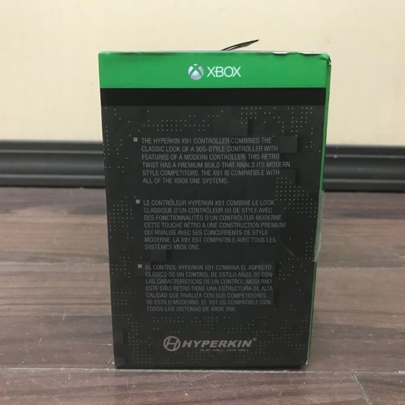 Hyperkin X91 Wired Controller for Xbox One + Windows 10 Red 90's Style - Picture 10 of 13